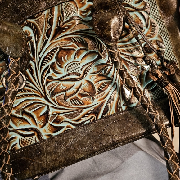 Patricia Nash Burnished Cutout Tooled Tourquoise Adaline Tote w/ Matching Pouch - Picture 2 of 14